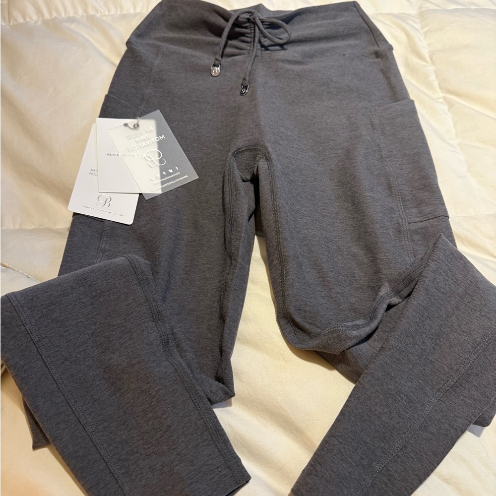 Bombshell sportswear charm fit leggings